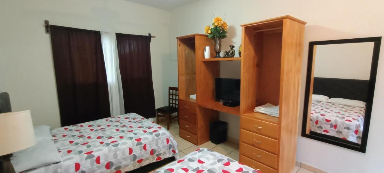 Hotel La Estancia Río Verde Dış mekan fotoğraf