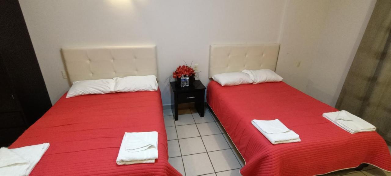 Hotel La Estancia Río Verde Dış mekan fotoğraf