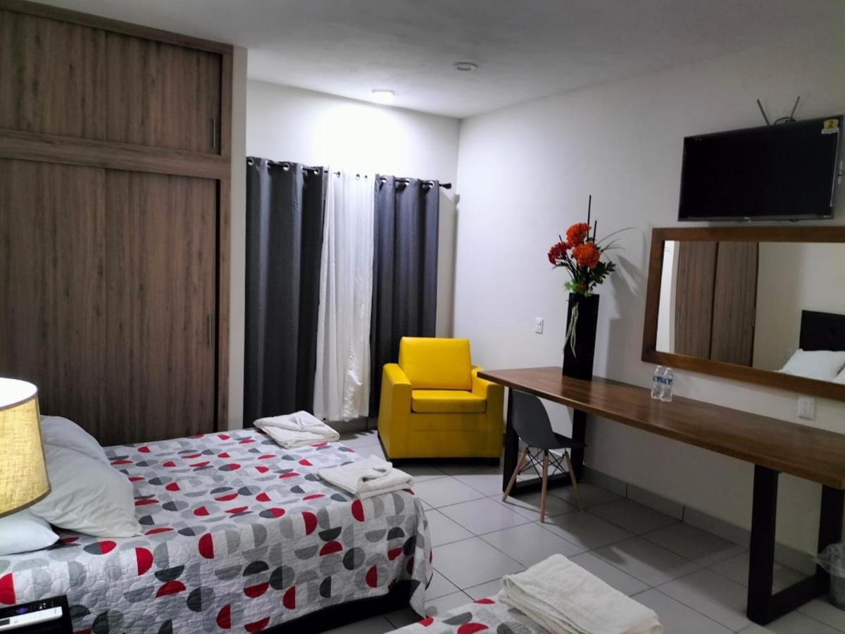 Hotel La Estancia Río Verde Dış mekan fotoğraf